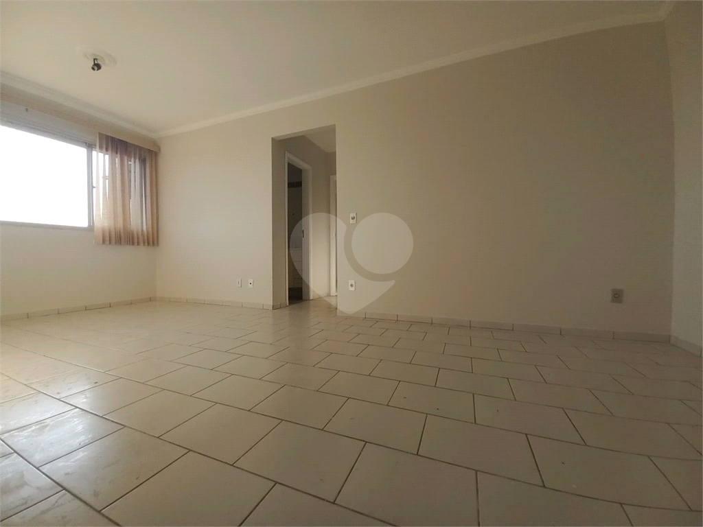 Apartamento à venda com 2 quartos, 62m² - Foto 14