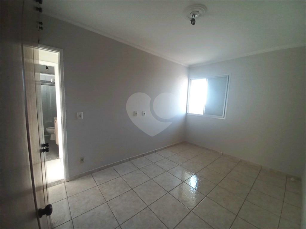 Apartamento à venda com 2 quartos, 62m² - Foto 8