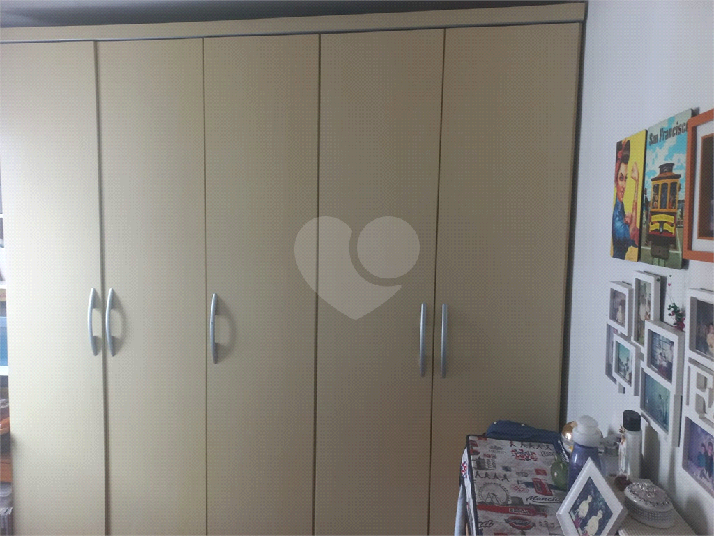 APARTAMENTO em PARQUE BRISTOL