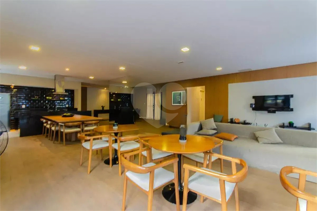 Apartamento tipo studio a 400m da estação Ana Rosa - 1 vaga - lazer 