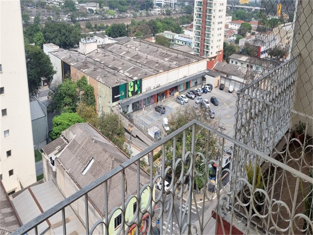 APARTAMENTO em CASA VERDE