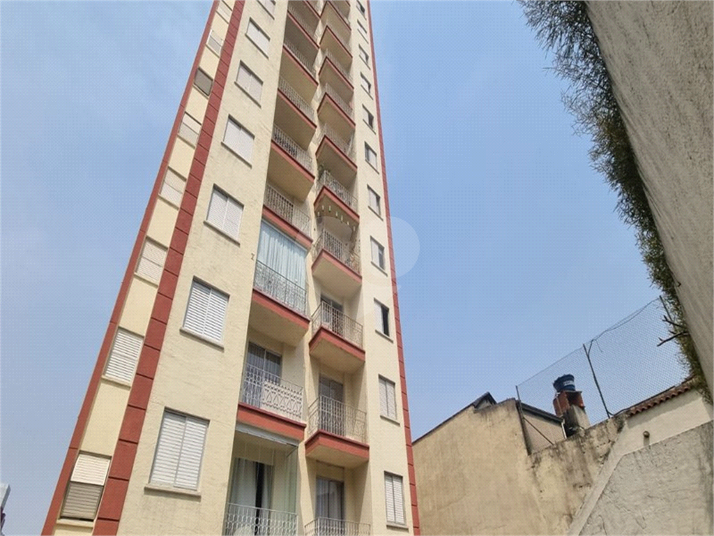 APARTAMENTO em CASA VERDE