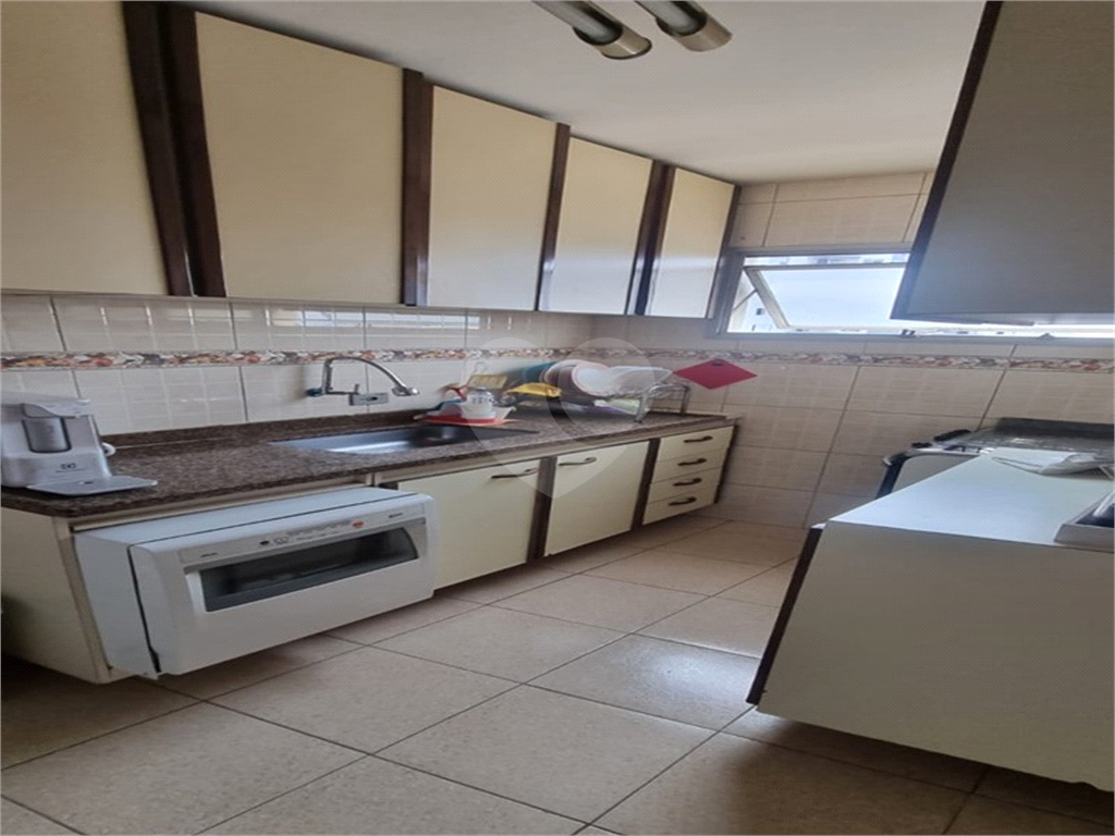 APARTAMENTO em CASA VERDE