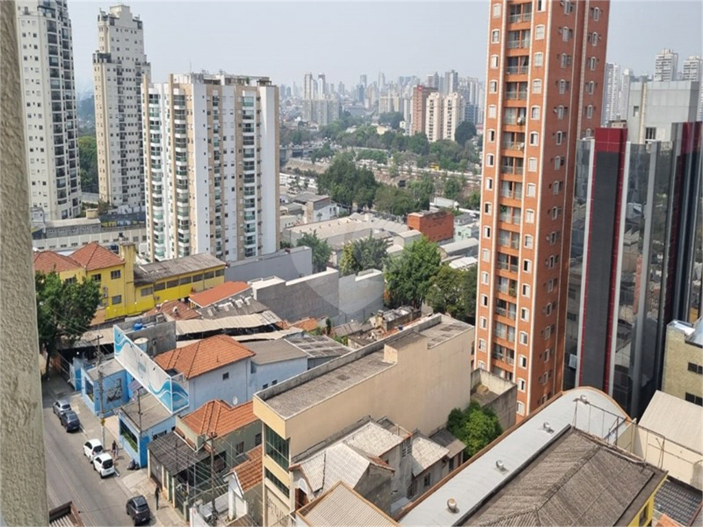APARTAMENTO em CASA VERDE