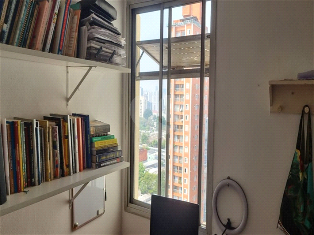 APARTAMENTO em CASA VERDE