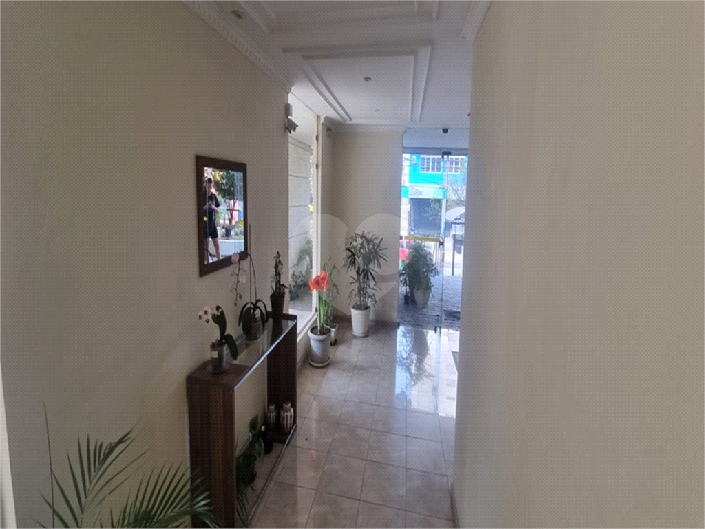 APARTAMENTO em CASA VERDE