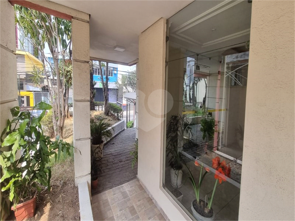 APARTAMENTO em CASA VERDE