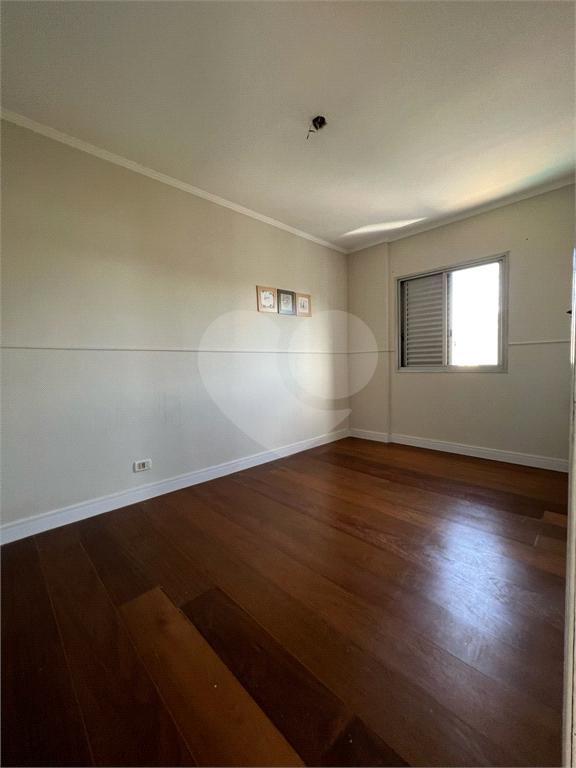 Apartamento de 2 quartos em Gopoúva