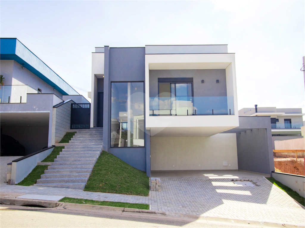 Casa de Condomínio à venda com 3 quartos, 202m² - Foto 2