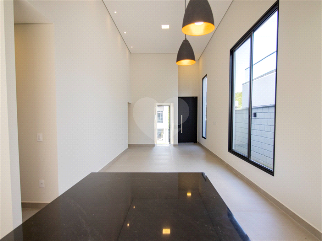 Casa de Condomínio à venda com 3 quartos, 202m² - Foto 4