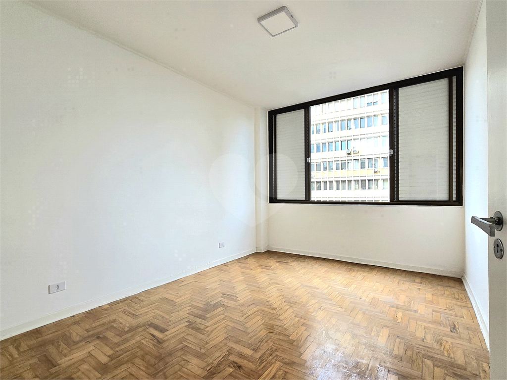 Apartamento para venda com 3 dormitórios 2 banheiros no Paraíso, São Paulo - SP