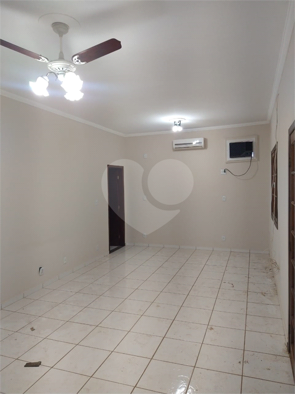 Sobrado à venda com 4 quartos, 327m² - Foto 10