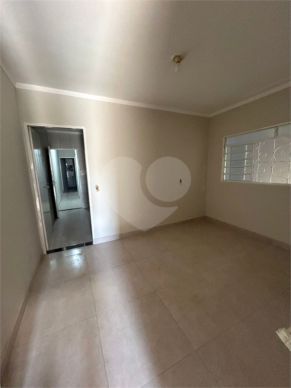 Casa à venda com 2 quartos, 112m² - Foto 1