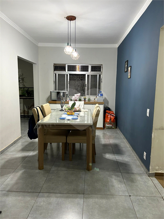 Casa à venda com 3 quartos, 277m² - Foto 3