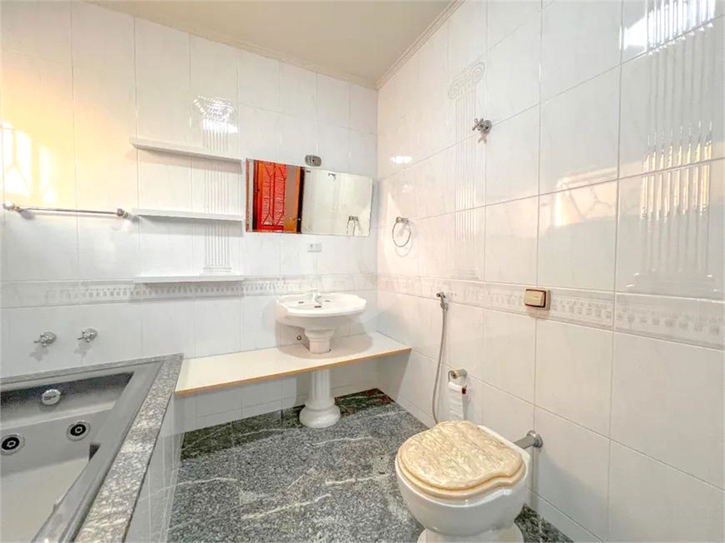 Sobrado para alugar com 4 quartos, 360m² - Foto 22