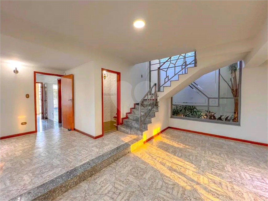 Sobrado para alugar com 4 quartos, 360m² - Foto 2