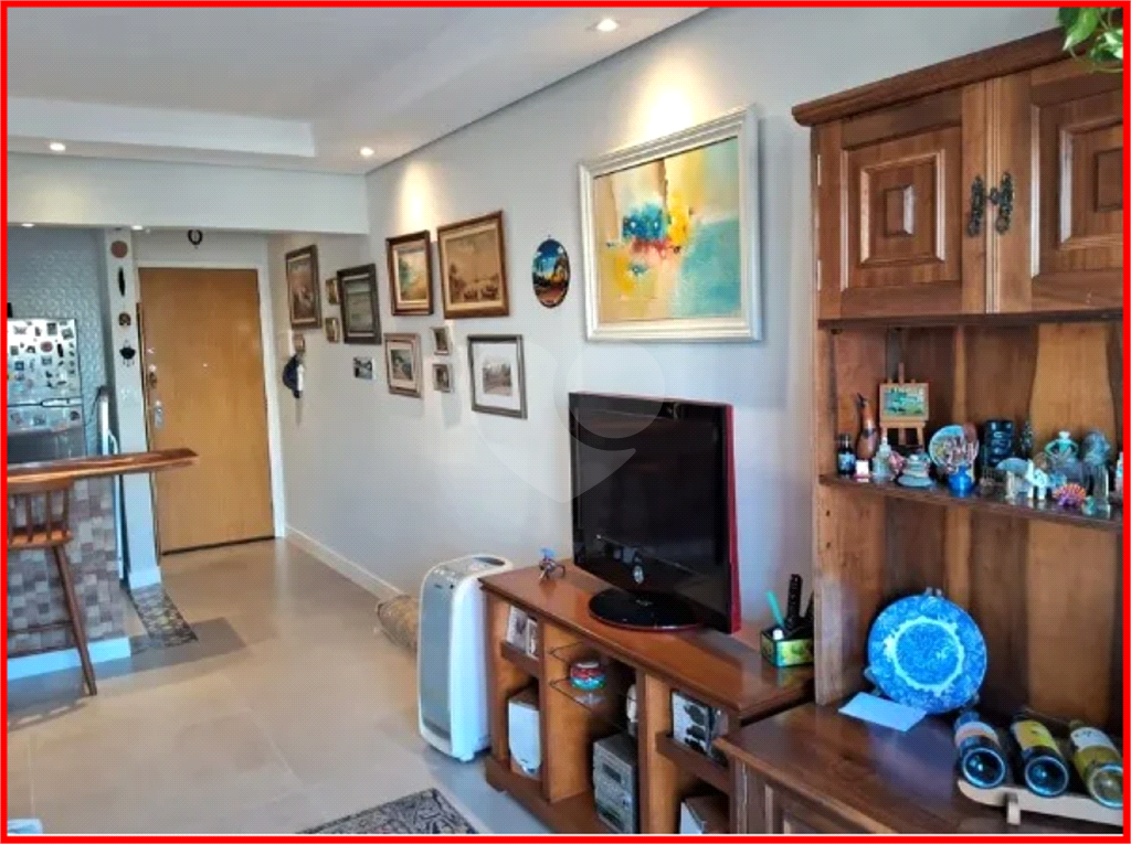 APARTAMENTO em CAMBUCI