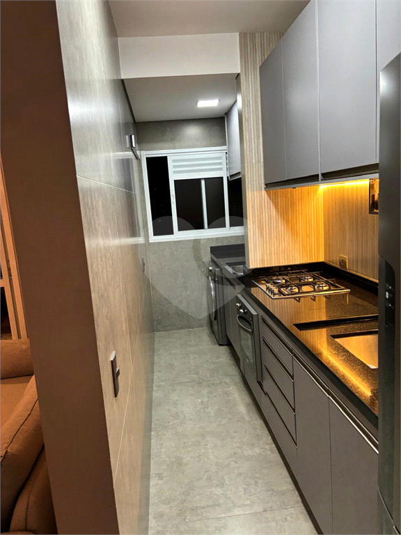 Apartamento à venda com 2 quartos, 64m² - Foto 7