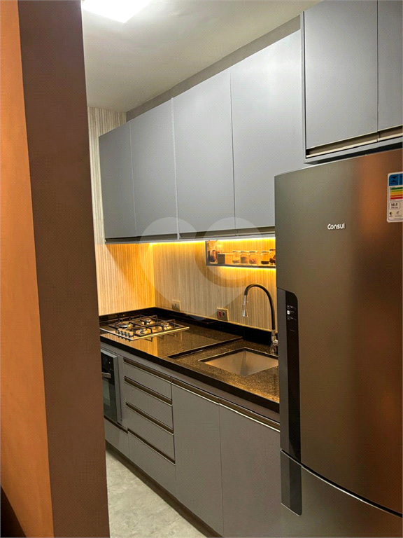 Apartamento à venda com 2 quartos, 64m² - Foto 9