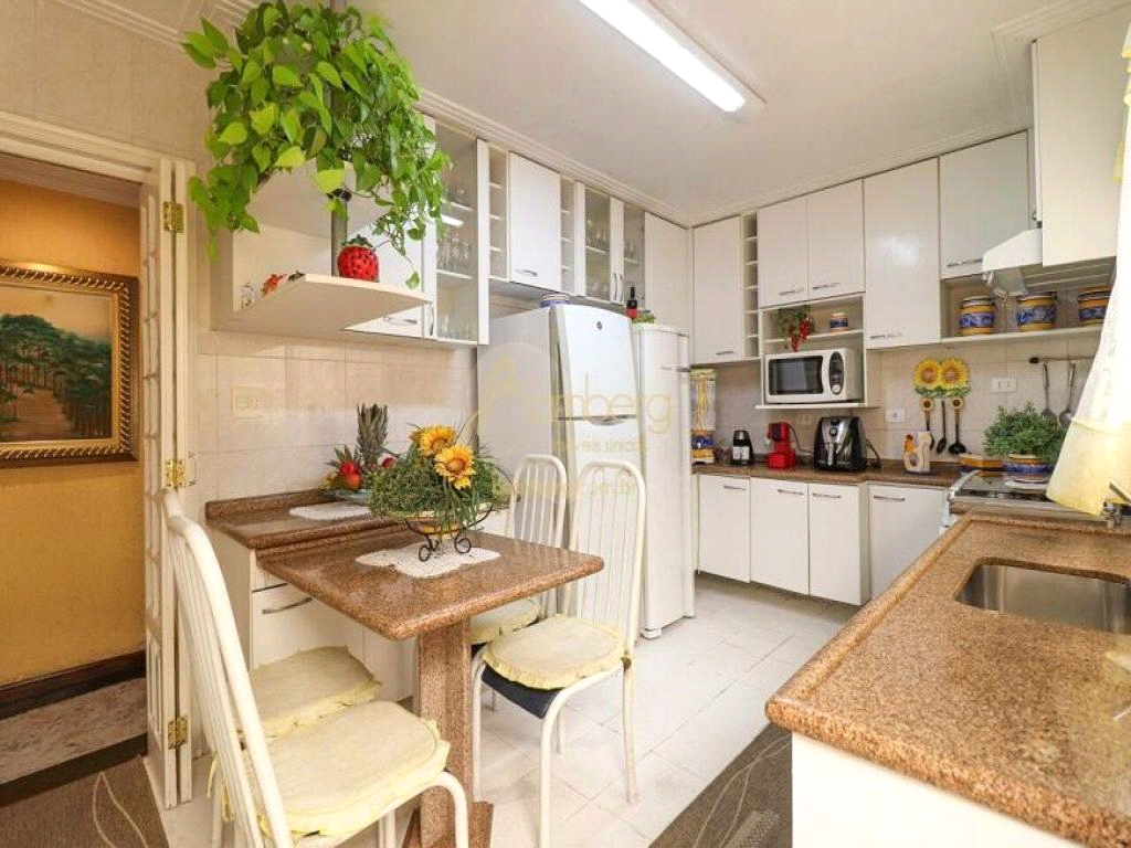 Casa, 4 quartos, 225 m² - Foto 11