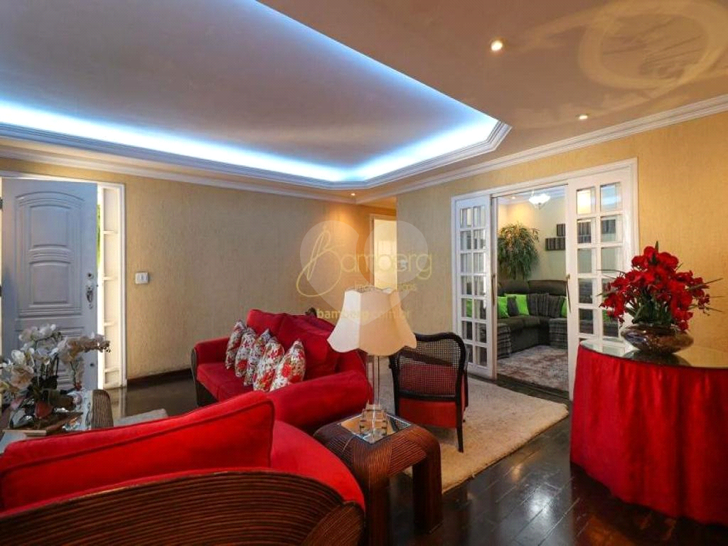 Casa, 4 quartos, 225 m² - Foto 1