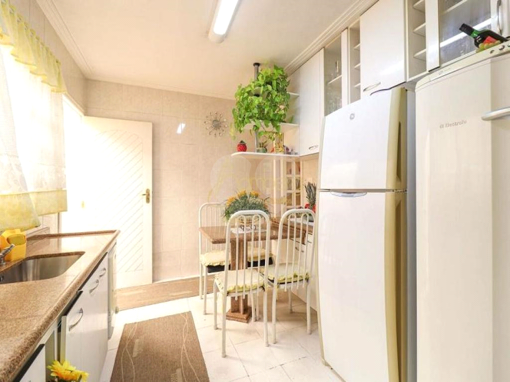 Casa, 4 quartos, 225 m² - Foto 12