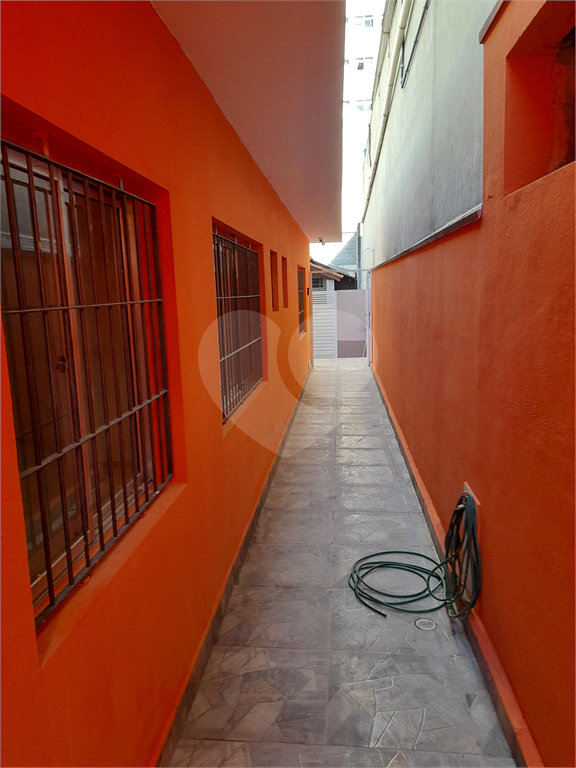 PRÉDIO INTEIRO em PENHA