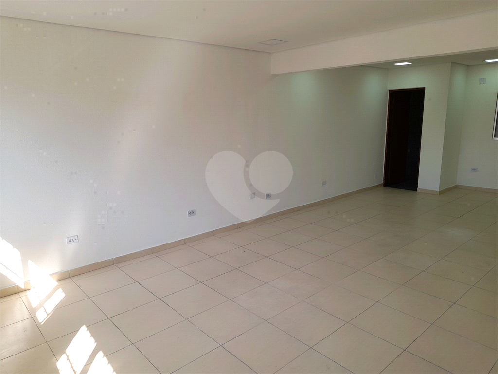 PRÉDIO INTEIRO em PENHA