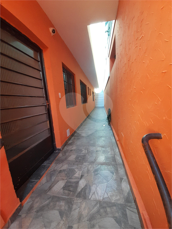 PRÉDIO INTEIRO em PENHA