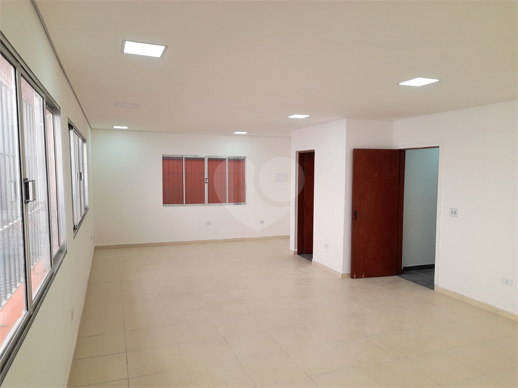 PRÉDIO INTEIRO em PENHA
