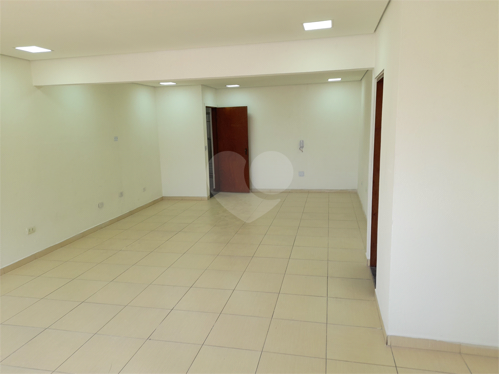 PRÉDIO INTEIRO em PENHA