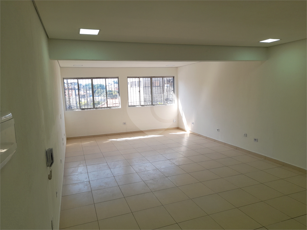 PRÉDIO INTEIRO em PENHA