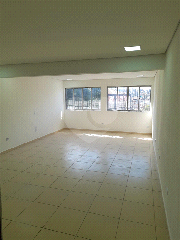 PRÉDIO INTEIRO em PENHA