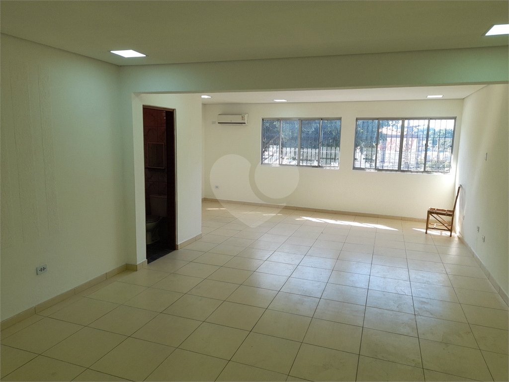PRÉDIO INTEIRO em PENHA