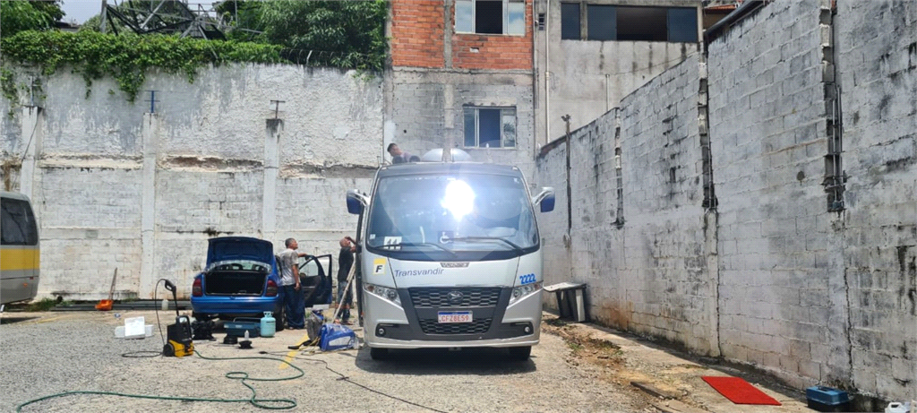 TERRENO em CAMPO LIMPO