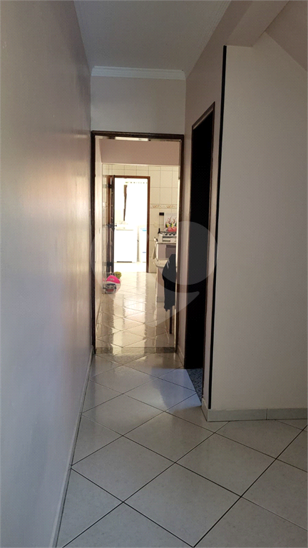 SOBRADO em MONTANHÃO