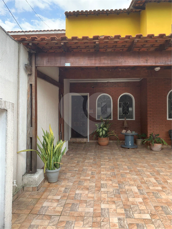SOBRADO em SÃO MIGUEL PAULISTA