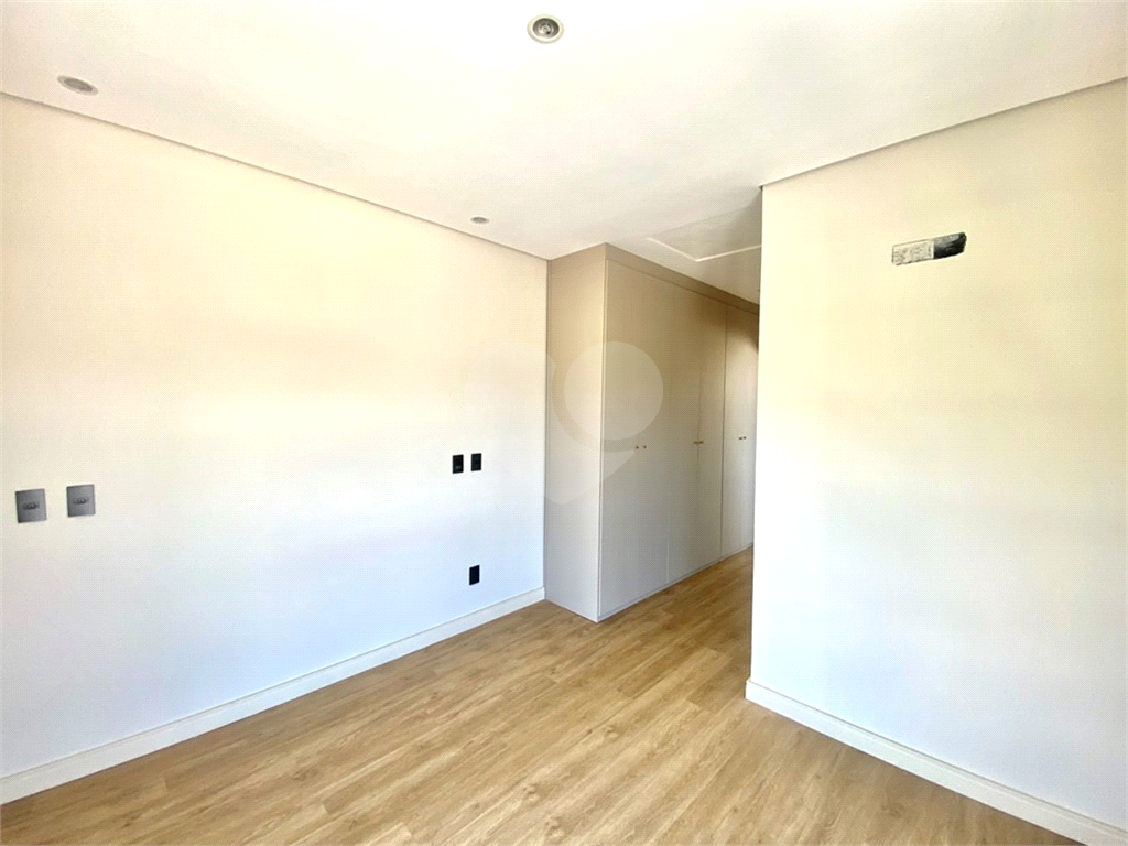 Casa de Condomínio à venda com 3 quartos, 238m² - Foto 18