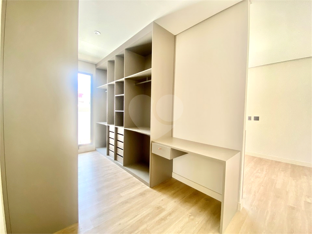 Casa de Condomínio à venda com 3 quartos, 238m² - Foto 15