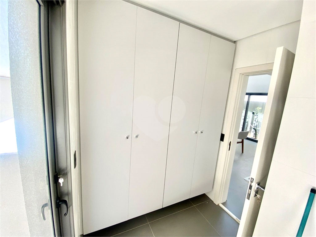Casa de Condomínio à venda com 3 quartos, 238m² - Foto 24