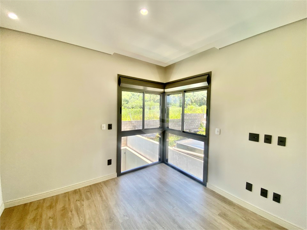 Casa de Condomínio à venda com 3 quartos, 238m² - Foto 21