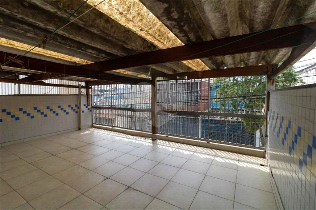 Casa à Venda | 190 m² | 4 dormitórios, 1 suíte | 5 vagas na Vila Ponte Rasa!