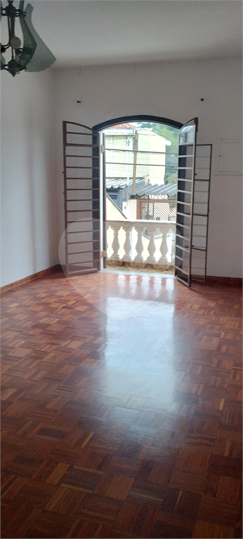 Casa à venda com 3 quartos, 160m² - Foto 11