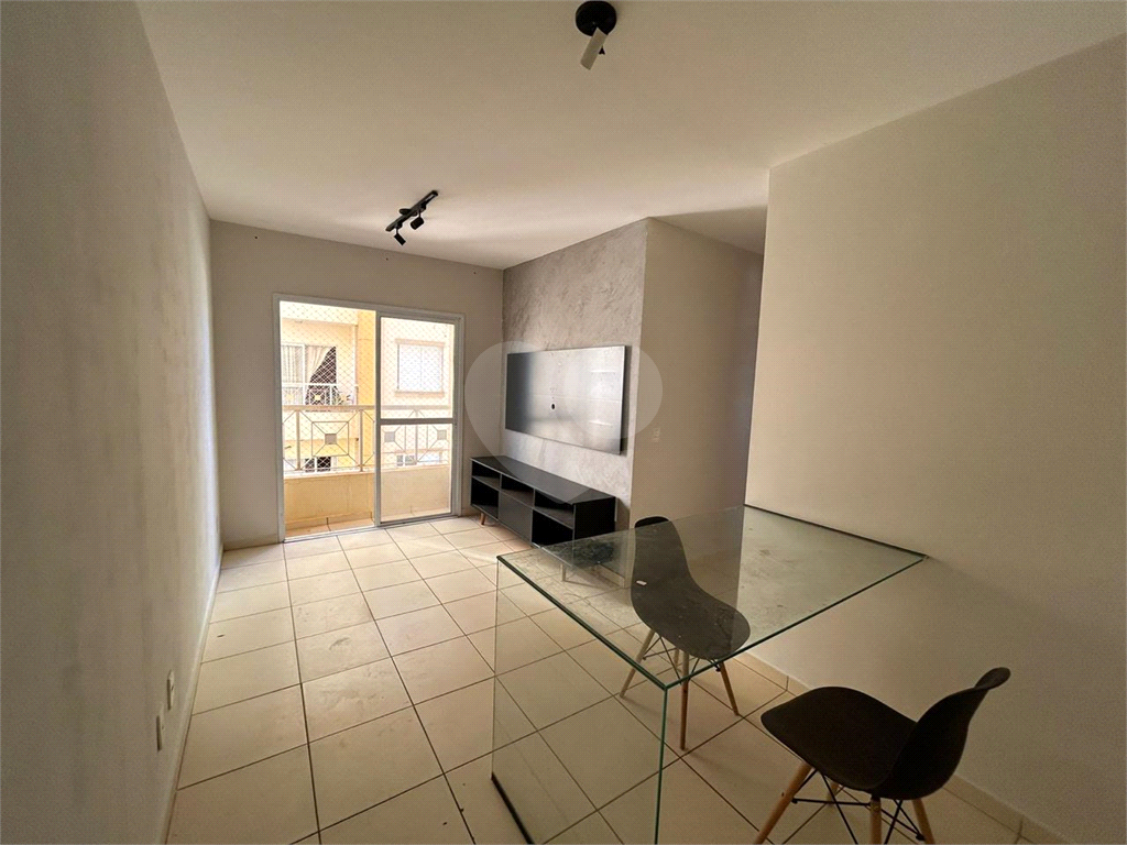 Apartamento à venda com 2 quartos, 58m² - Foto 1