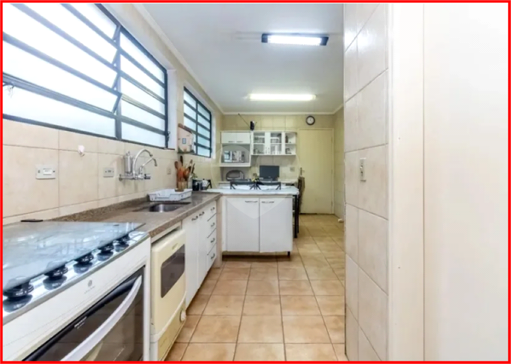 SOBRADO em VILA LEOPOLDINA