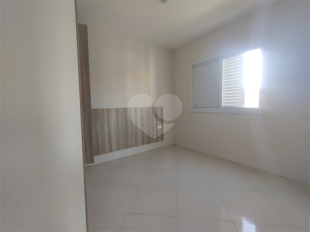 Apartamento para alugar com 2 quartos, 65m² - Foto 14