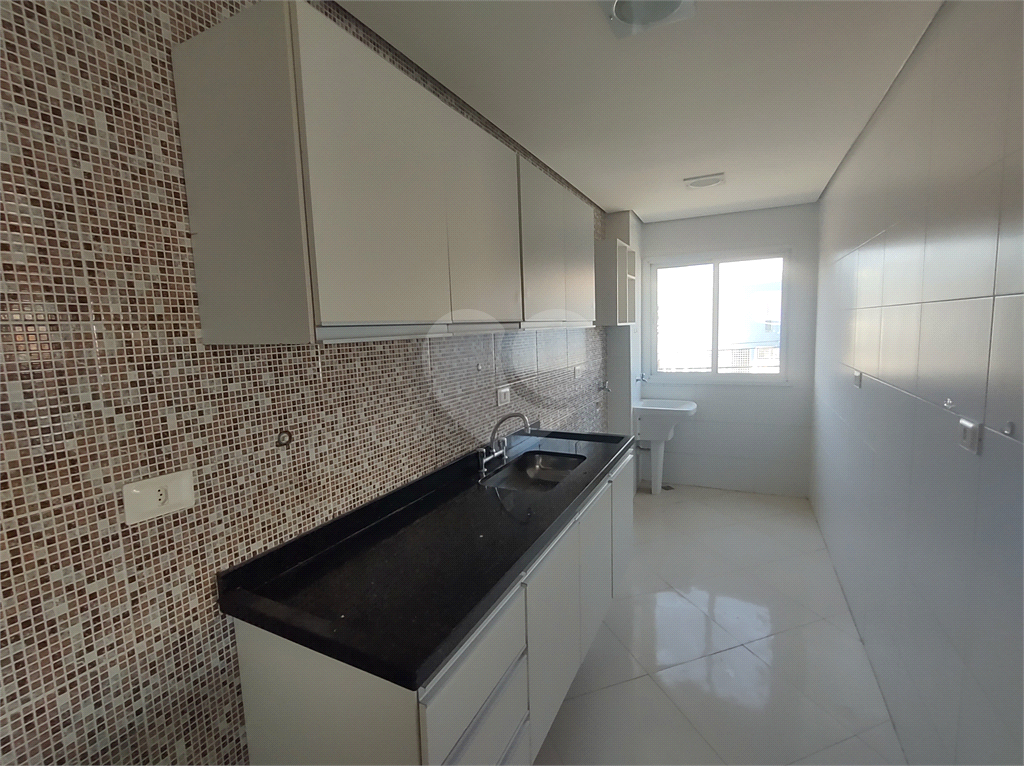 Apartamento para alugar com 2 quartos, 65m² - Foto 3
