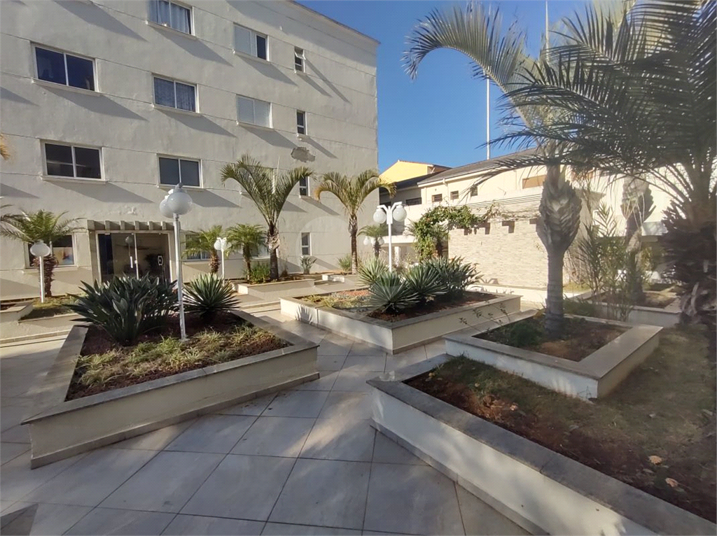 Apartamento para alugar com 2 quartos, 65m² - Foto 22