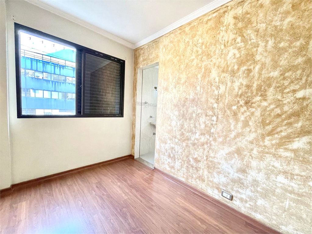 Apartamento à venda com 3 quartos, 75m² - Foto 5