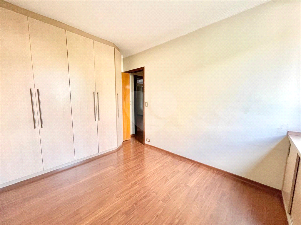 Apartamento à venda com 3 quartos, 75m² - Foto 7